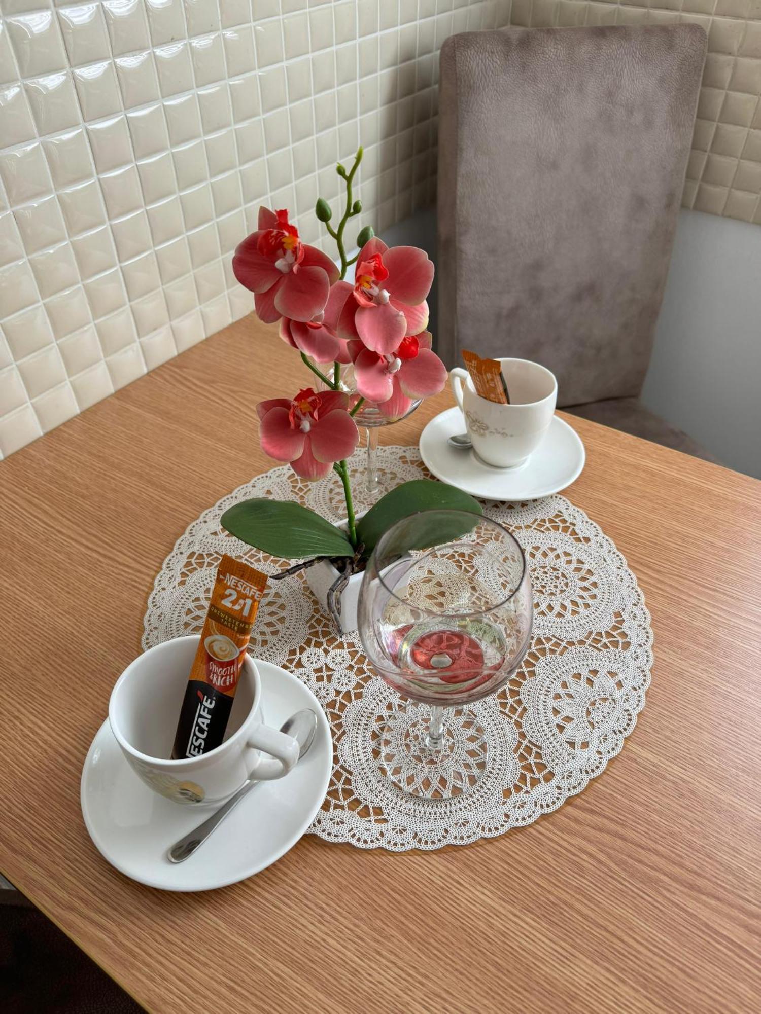 Angellina Apartmani Сремска-Митровица Экстерьер фото